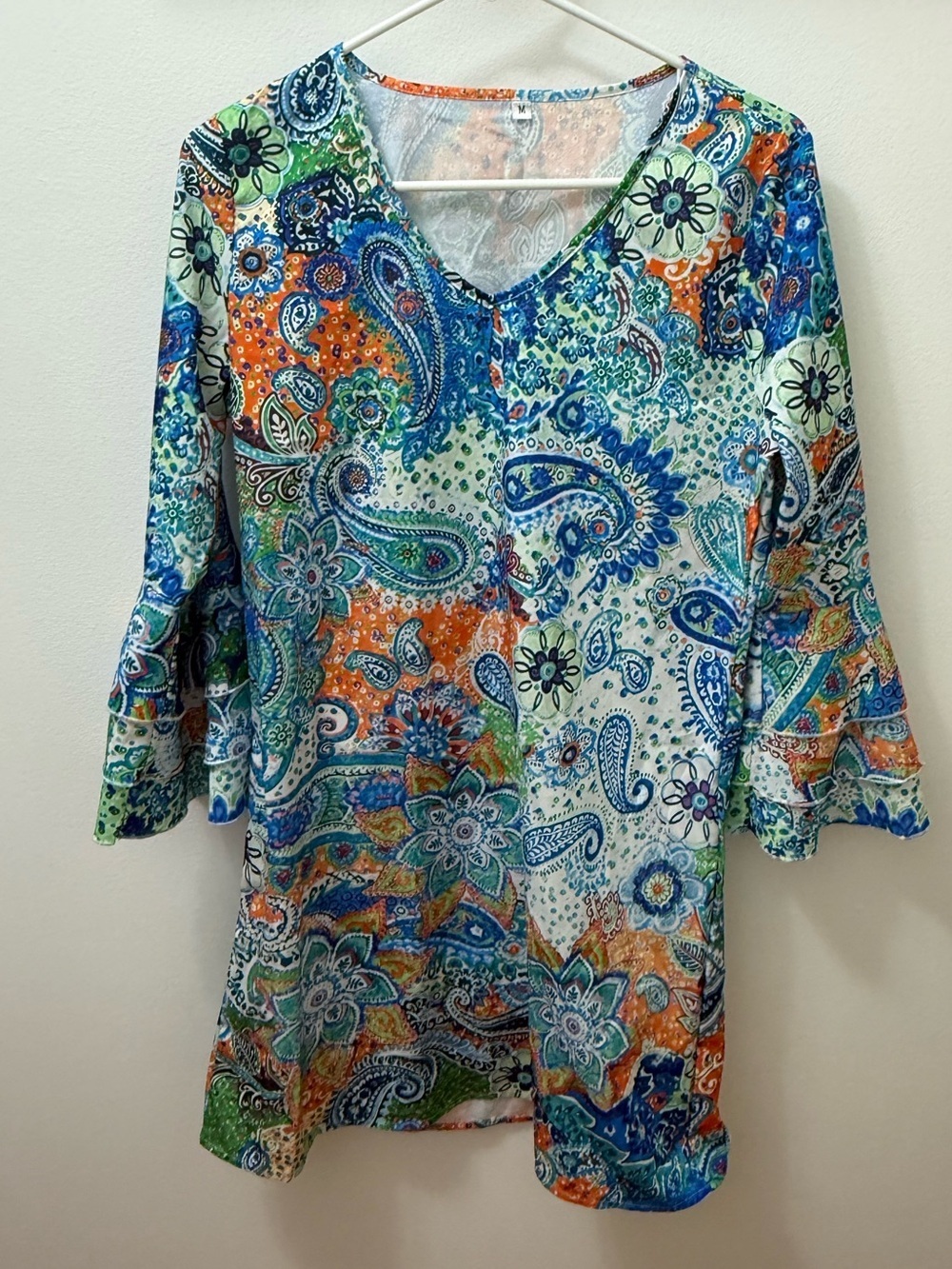 Women's V-Neck Paisley Bell-Sleeve Dress size medium
